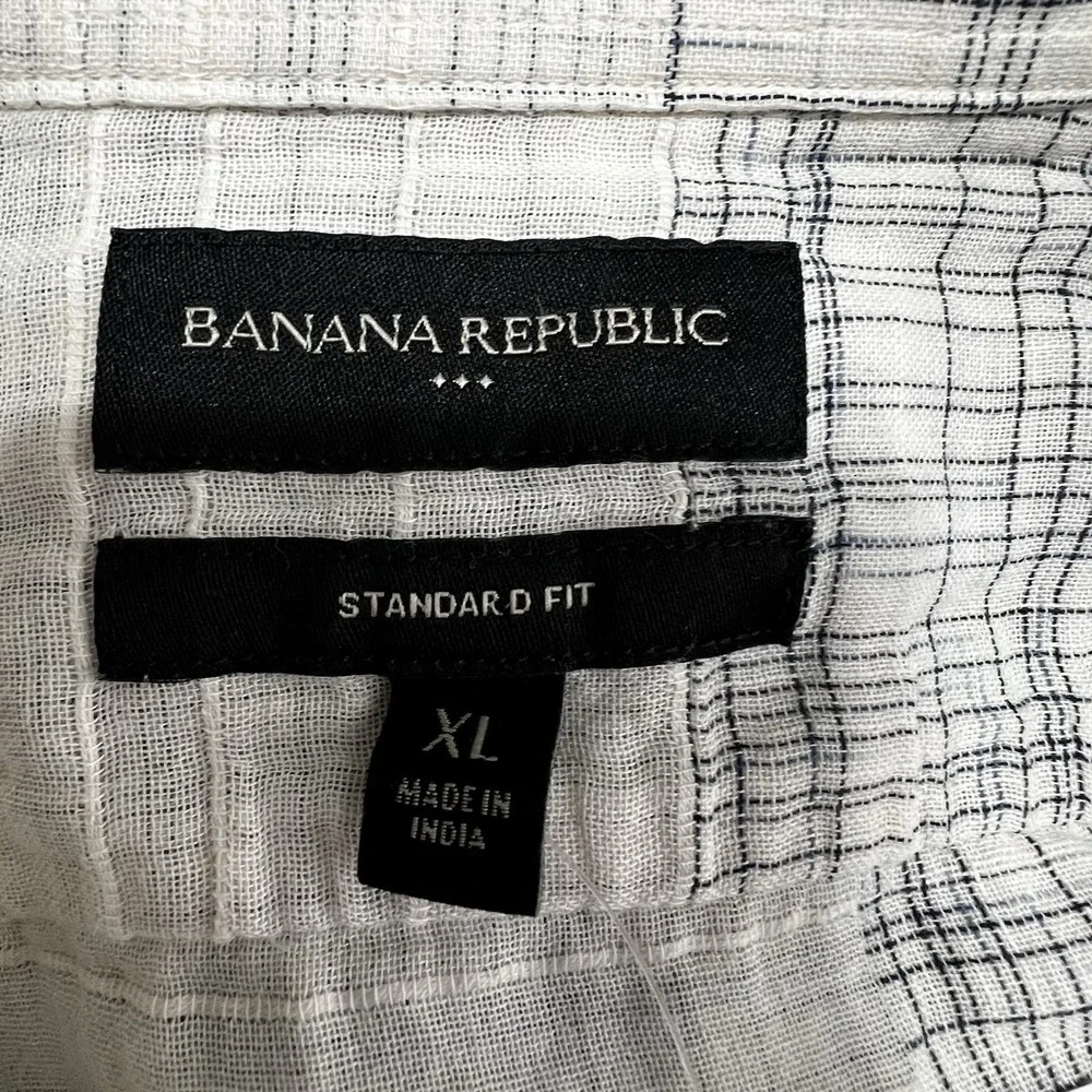 NEW! Banana Republic Santorini Blues‎ Men's XL Button Down Shirt Standard Fit